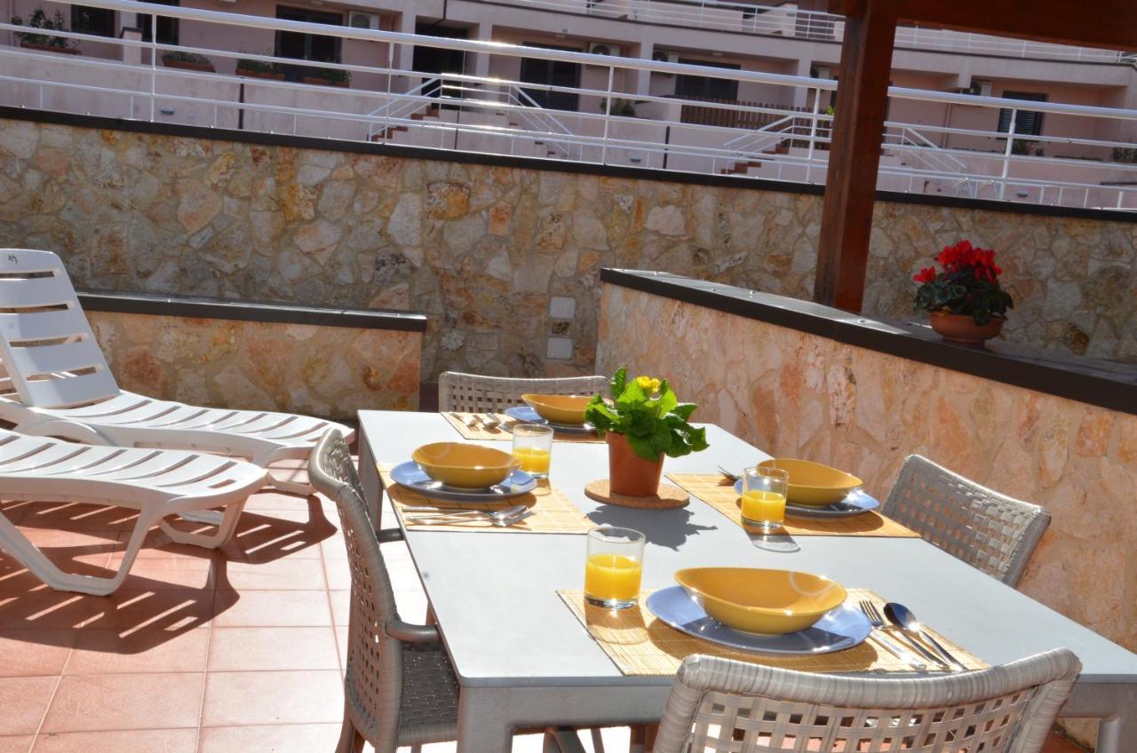 La Dimora Delle Begonie Apartment Cefalu Exterior photo