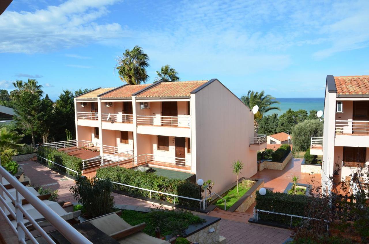 La Dimora Delle Begonie Apartment Cefalu Exterior photo